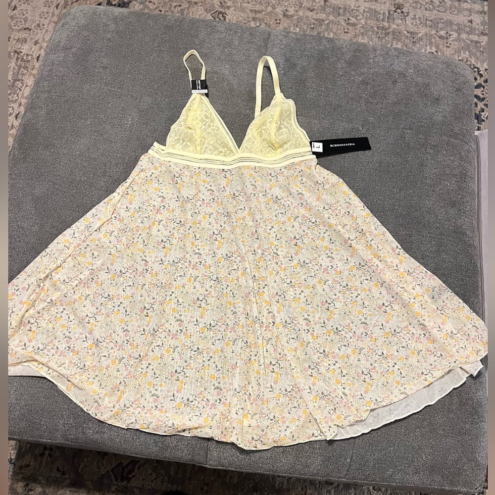 Vtg Lingerie Dress Size large NWT Bcbgmaxazria Y2K